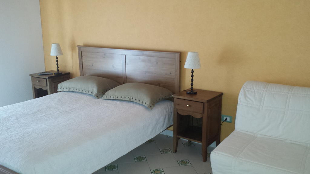 Al Castagno Bed and Breakfast Vico Equense Habitación foto